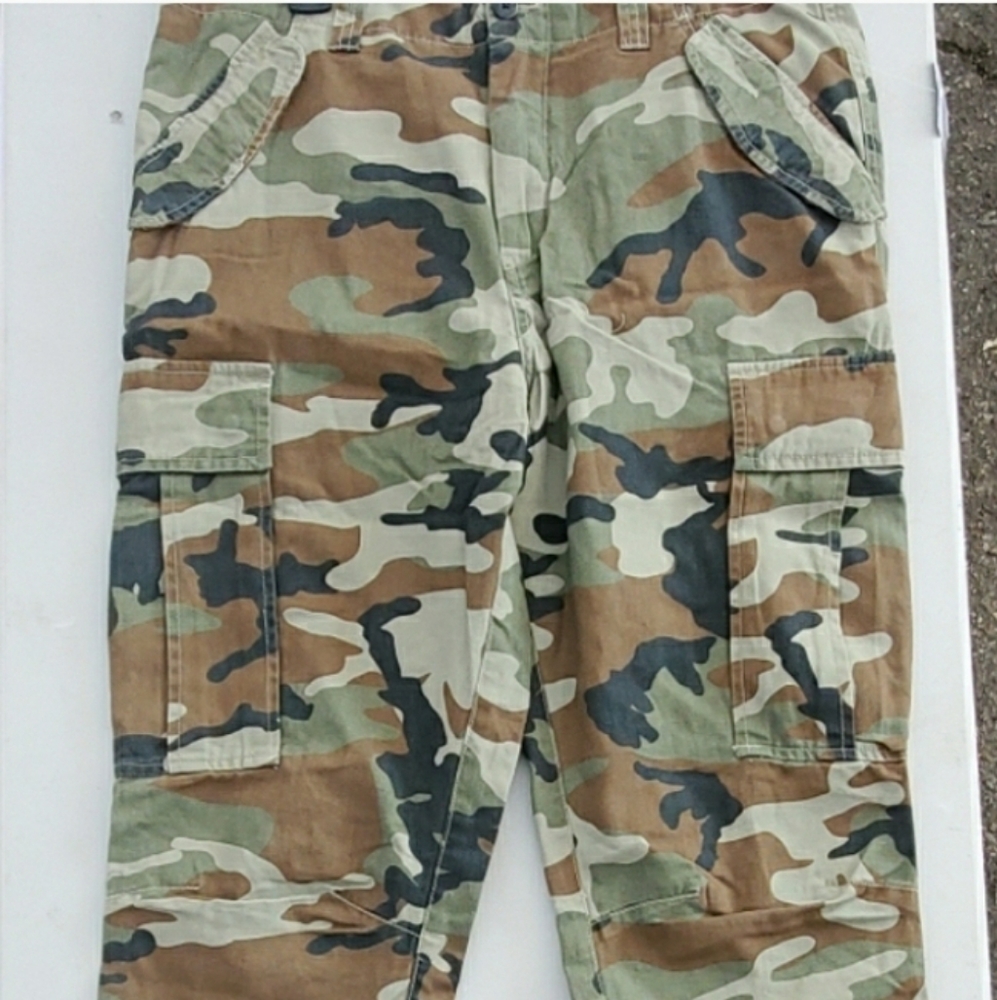 Camo pant Camouflage forever 21 pant